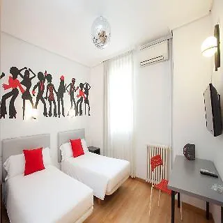 De La Musica Hotel 2*