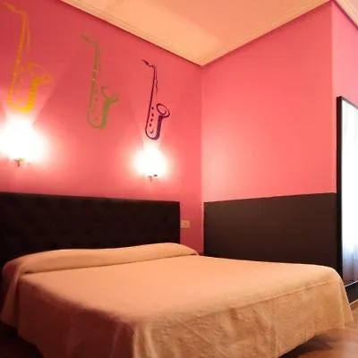 De La Musica Otel Valensiya